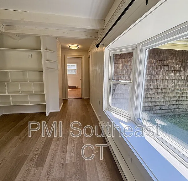 226 Pequot Ave — Photo 10