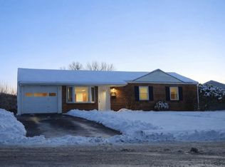 3020 Salisbury Dr, Allentown, PA 18103