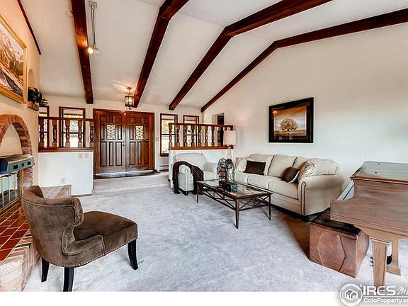 Looking to the front entry