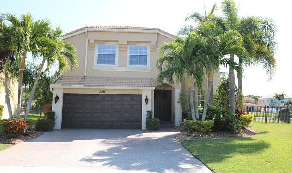 Home For Sale In Olympia