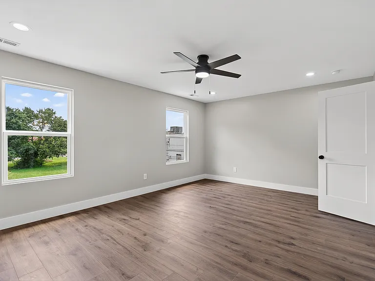 5207 Camelia Rd #5207 — Photo 9