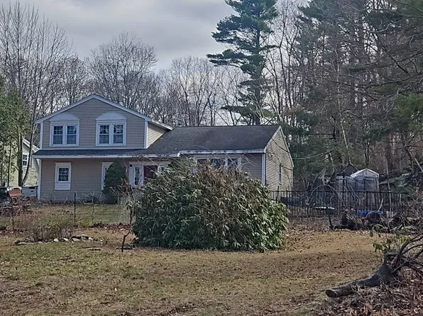 6 Bedard Ave, Derry, NH 03038