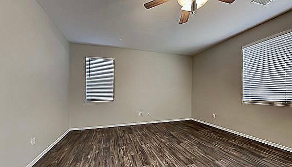 3rd image of 44148 W Griffis Dr