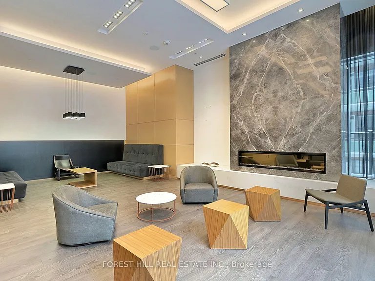 101 Erskine Ave #Penthouse 12 — Photo 32