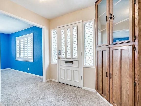 3rd image of 1213 Woodleigh Dr