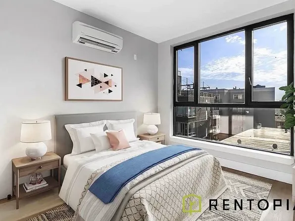 855 De Kalb Avenue image 3 of 7