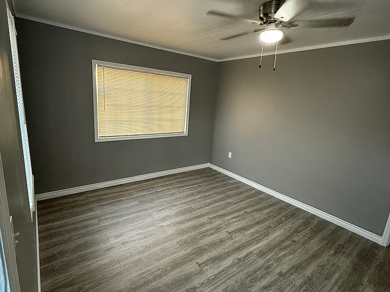 340 S McBride Ave — Photo 5
