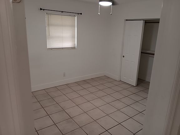 5th image of 6480 SW 25th St