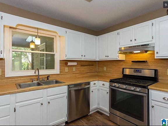 2nd image of 3218 Overton Manor Dr