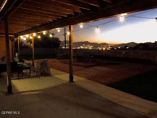 4317 N Stanton St — Photo 26