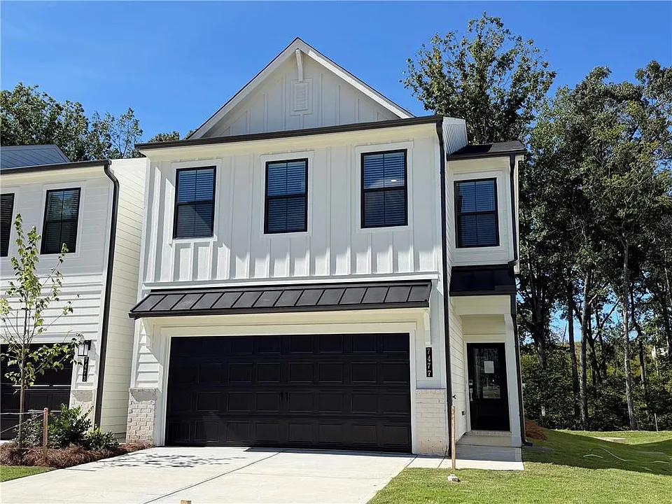 7477 Clover Ln