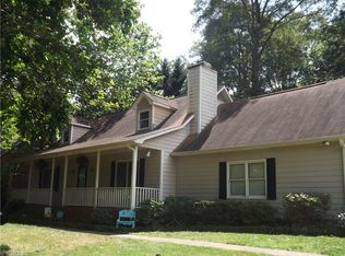 1080 Tommys Lake Rd, Winston Salem, NC 27105