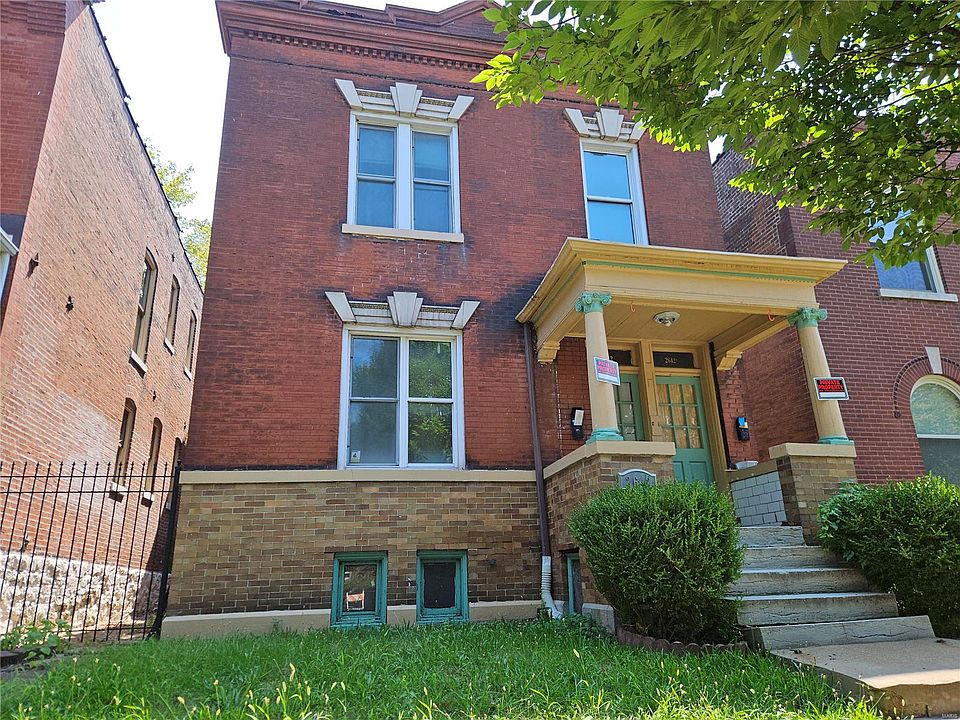 2642 Accomac St, Saint Louis, MO 63104 | Zillow