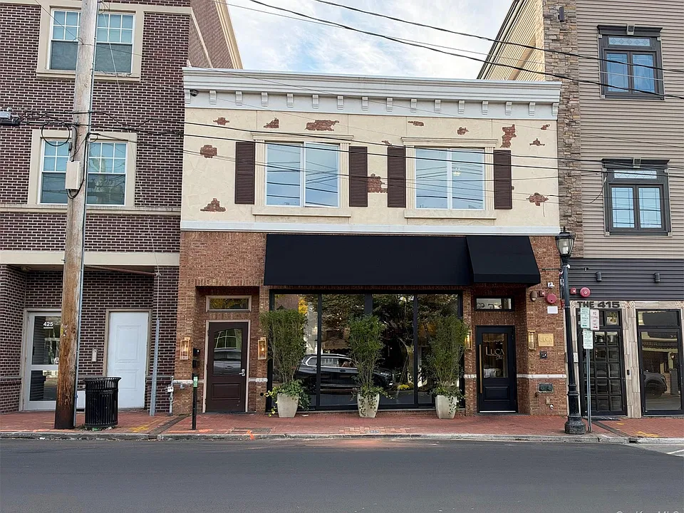 417 New York Ave #2A