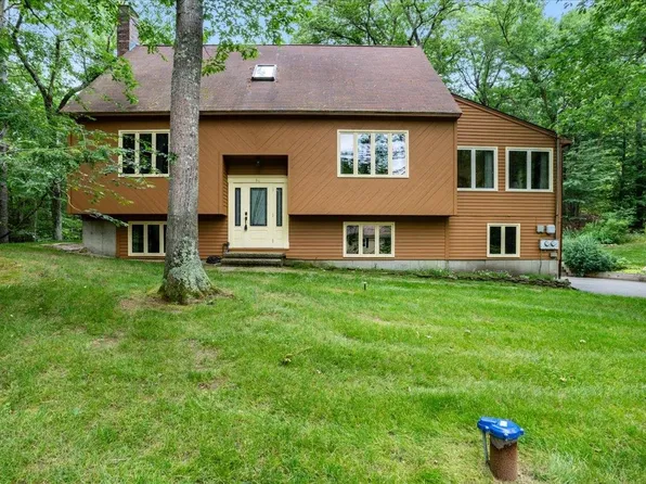 94 Baboosic Lake Road, Amherst, NH 03031