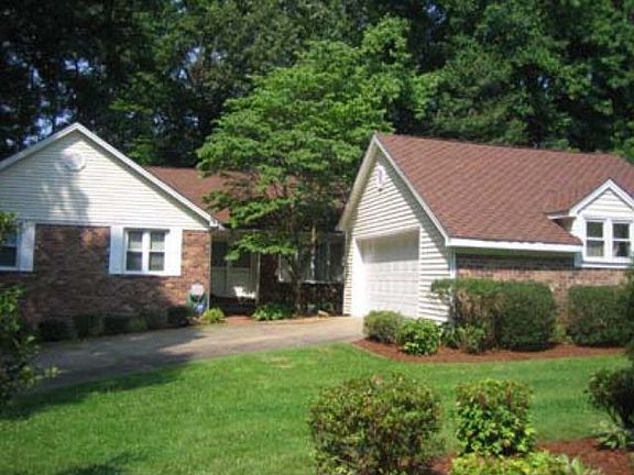 2nd image of 507 Forest Dr
