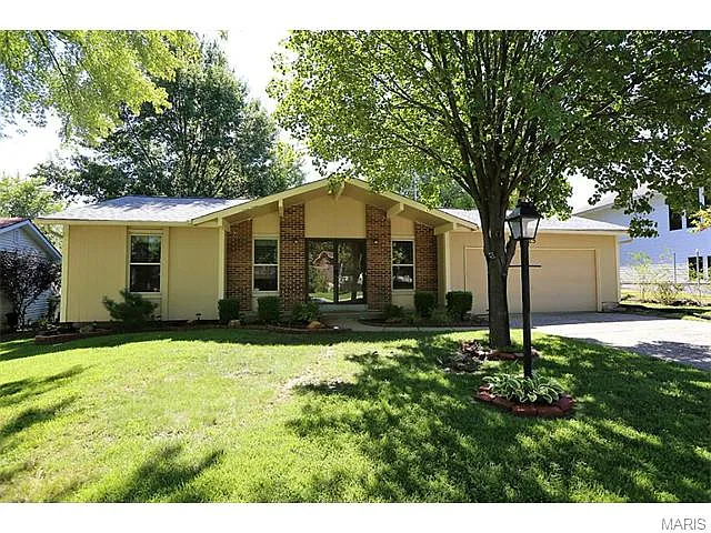 25 Southwood Dr photo 1
