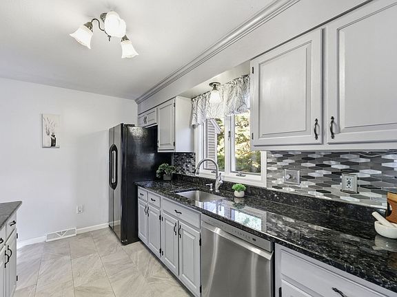 5th image of 2205 Boston Rd APT Q169