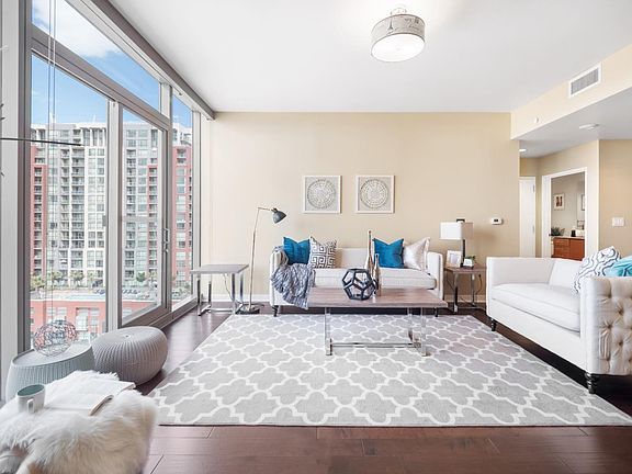 2nd image of 38 N Almaden Blvd Unit 1213