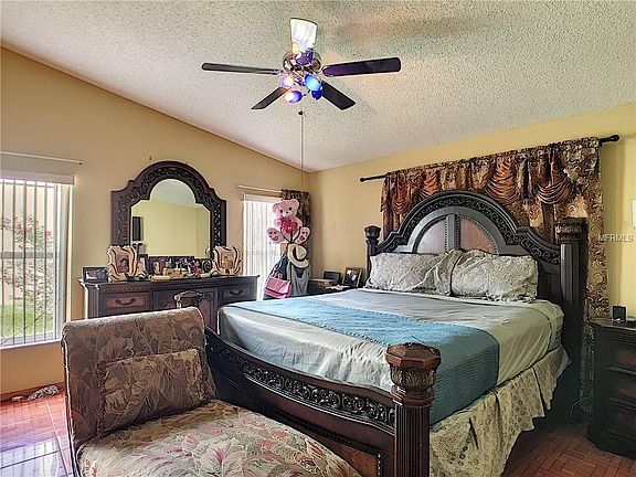 2nd image of 7042 Hiawassee Oak Dr