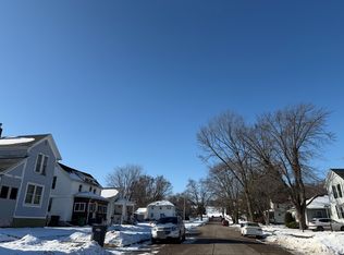 643 1st Ave, Clinton, IA 52732