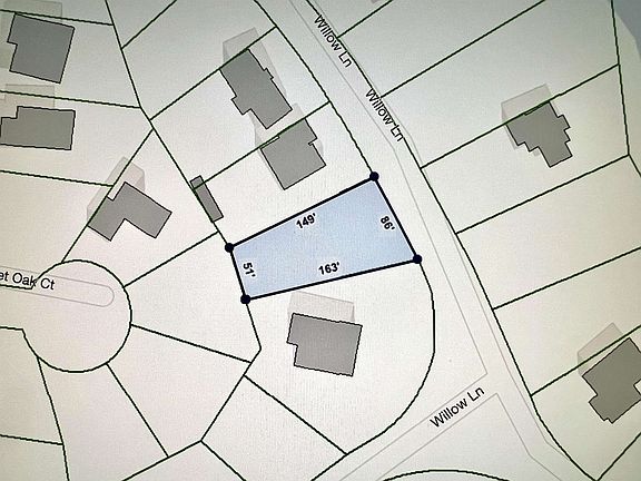3rd image of 660 Willow Ln #275