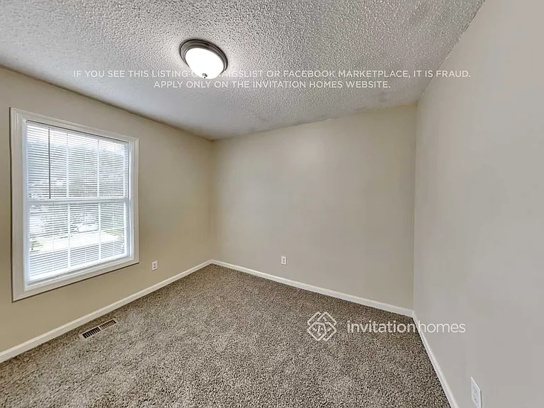 408 Ivy Terrace Dr — Photo 16