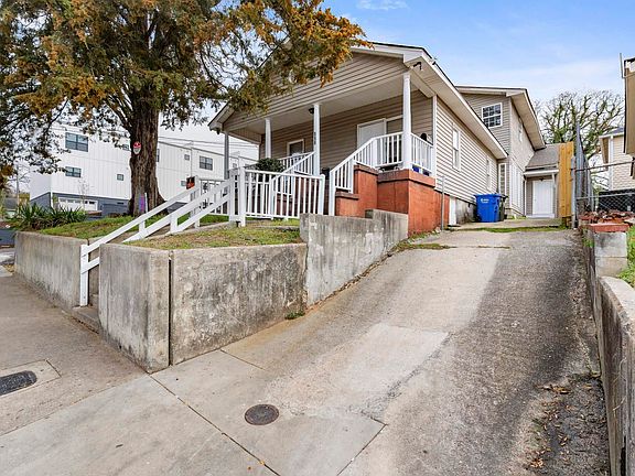 2nd image of 818 Tree St