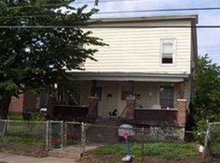 612 Tronolone Pl, Niagara Falls, NY 14301
