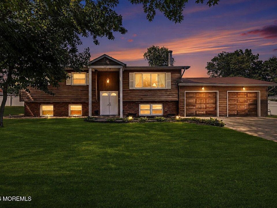 1st image of 1625 Commonwealth Boulevard