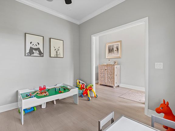 4th image of 11758 Forest Park Cir