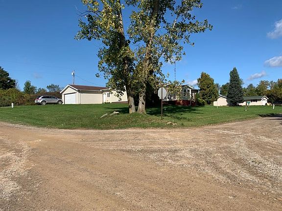 5th image of 4162 Hillcrest Dr