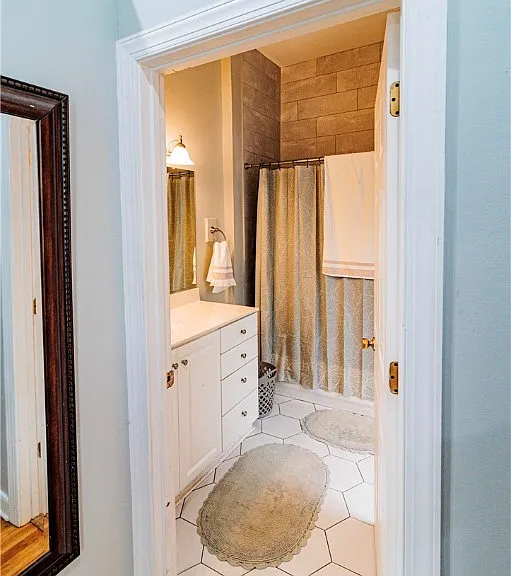 209 N 19th St #U31 — Photo 17