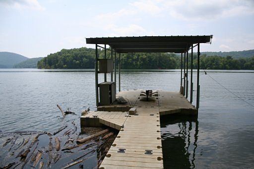 3rd image of Oak Ln