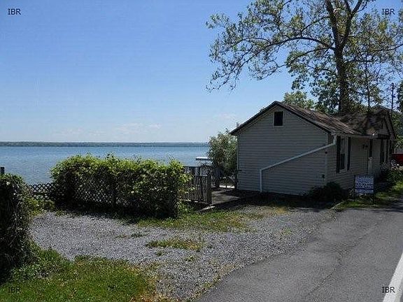 5th image of 2778 Lower Lake Rd