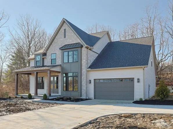 7401 Cornell Rd, Montgomery, OH 45242