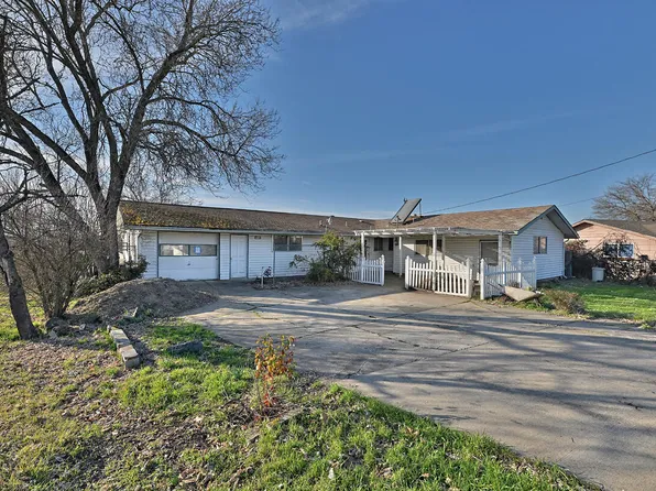 7831 Division Rd, White City, OR 97503