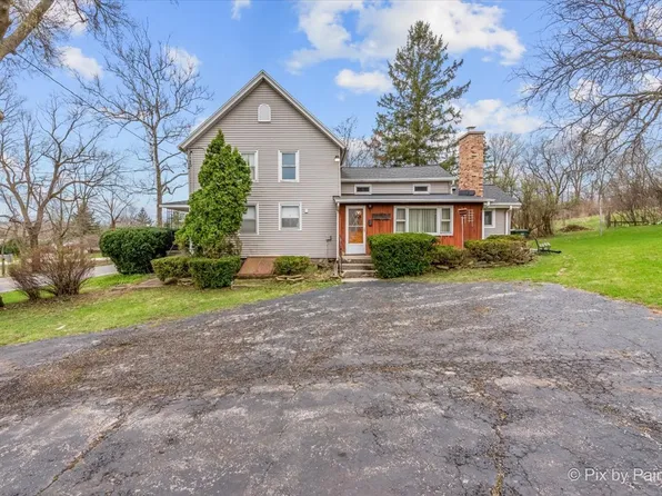 W3004 Krueger Rd, Lake Geneva, WI 53147
