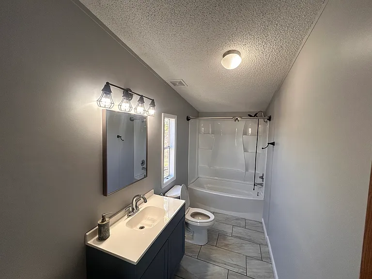 635 Raley Ct — Photo 8