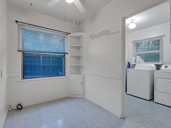 5th image of 6110 Beverly Way