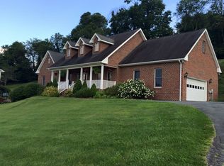 156 Donnies Dr, Boone, NC 28607