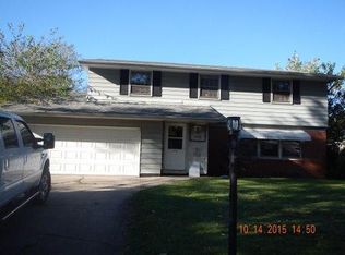 726 W 66th Pl, Merrillville, IN 46410
