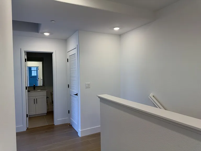 543 Shockley Aly #46 — Photo 23