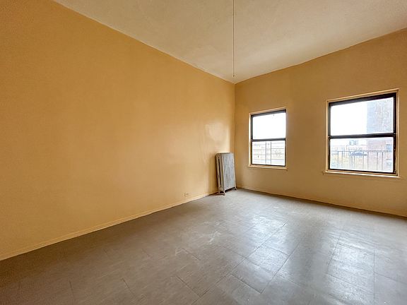 3rd image of 563 Cauldwell Ave APT F2