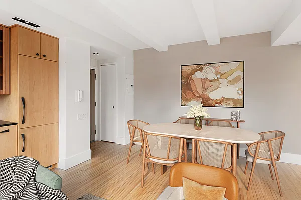 Rented by Compass | media 2
