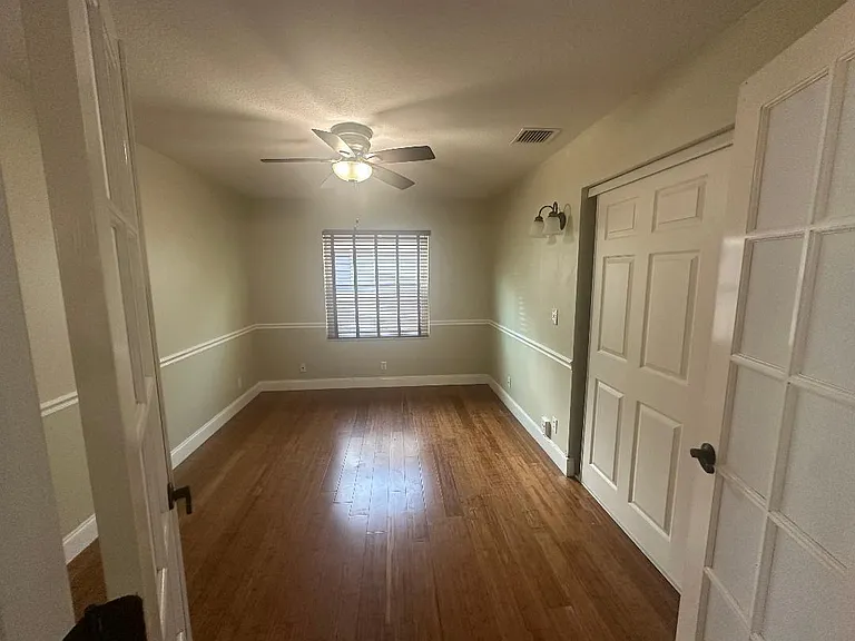 5503 NW 39th Ave — Photo 14