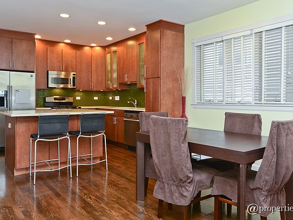 Living Room/Dining Room