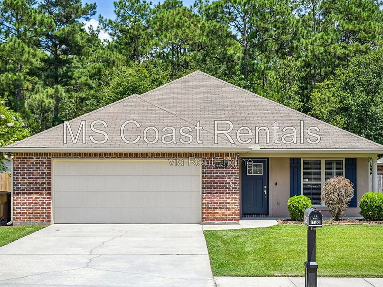 11523 Caroline Ct — Photo 2