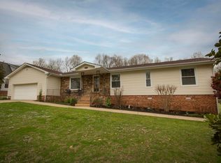 491 Lakeview Dr, Mayfield, KY 42066