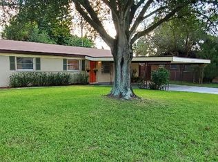 2029 NW Leisure Dr, Winter Haven, FL 33881